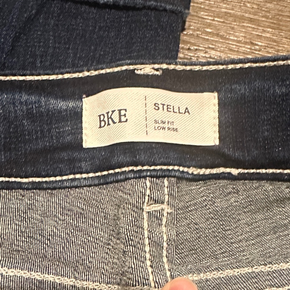 BKE Dark Wash Stella Slim Fit Low Rise Jeans Size 28 - Picture 2 of 4